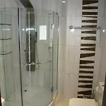 Hotel Petit Palais 2*