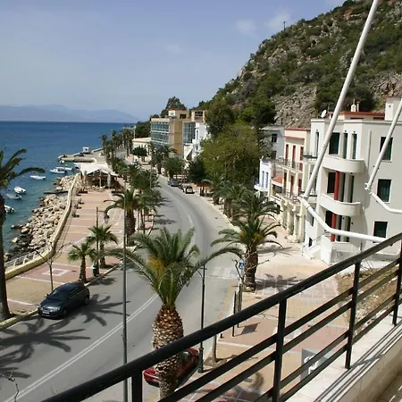 Petit Palais 2* Loutráki