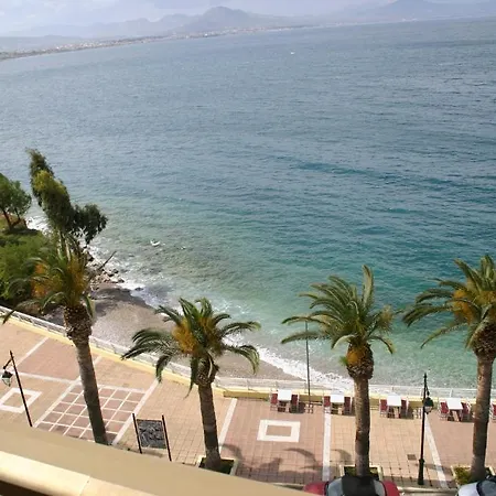 Petit Palais Hotel 2*