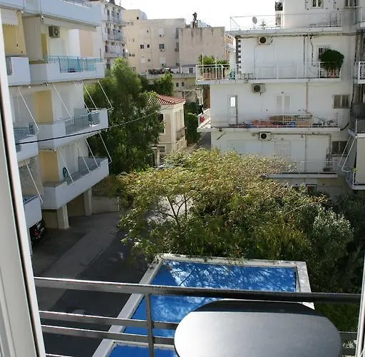 佩缇特帕拉斯酒店