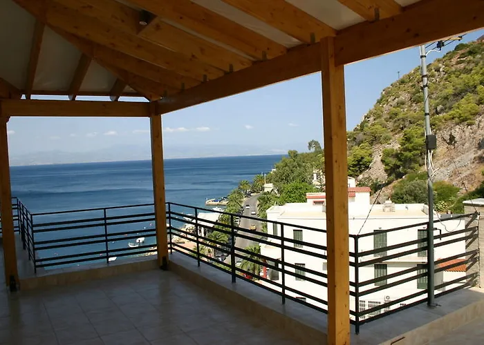 Hotel Petit Palais 2*