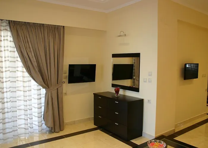 Hotel Petit Palais 2*