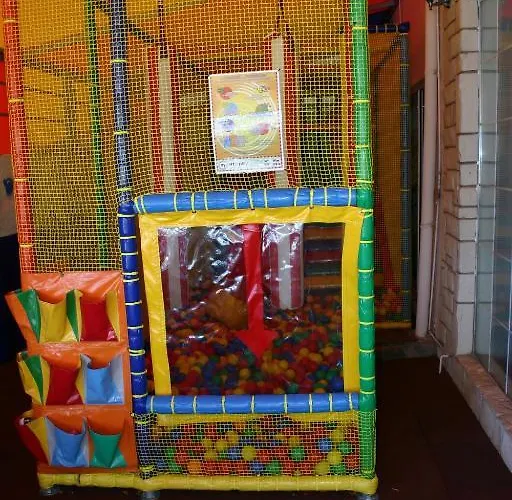 Petit Palais Hotel 2*